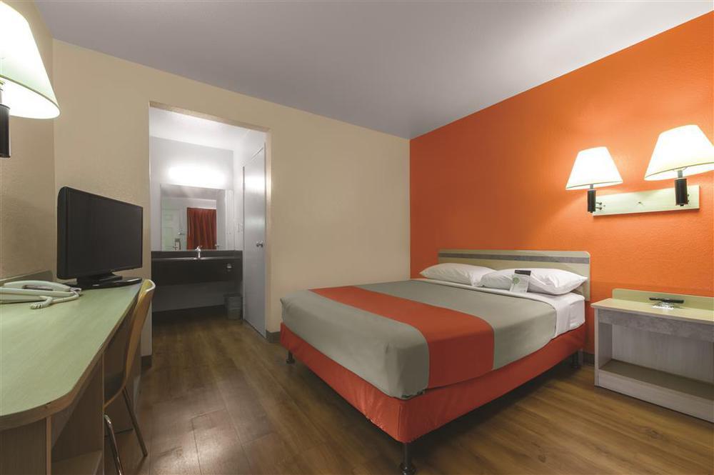 Motel 6-Chino, Ca - Los Angeles Area 객실 사진